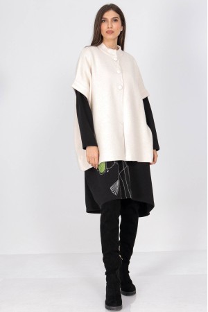 Chic knitted cardigan in Cream Aimelia BR2838