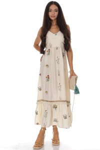 Summer maxi dress in cotton and linen with embroidery  Cream DR4824