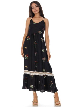  Summer maxi dress in cotton and linen with embroidery DR4825
