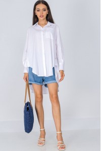 Oversized casual shirt Aimelia Br2464 in White, with contrasting Gold buttons.