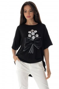 Oversized cotton top Aimelia BR2579 Black with a bow detail