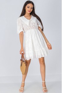 Short dress Aimelia Dr4426, in White, with a collar detail.