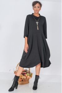 Oversized midi dress, Aimelia Dr4318,in Black with a high neck and side pockets.