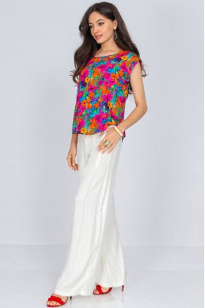  Casual top Aimelia BR2761 Multicoloured in a floral print