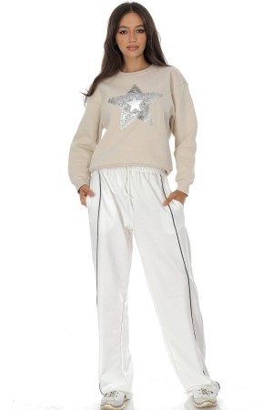Casual cotton blend sweatshirt with a star motif Beige BR2883 Casual cotton blend sweatshirt with a star motif Beige BR2883