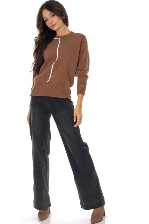  Casual jumper with a contrasting trim Brown Aimelia BR2935