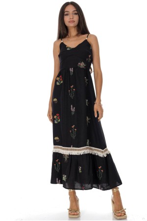  Summer maxi dress in cotton and linen with embroidery DR4825
