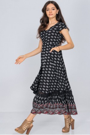 Maxi dress Aimelia DR4663 in Black with a lace trim and pockets 