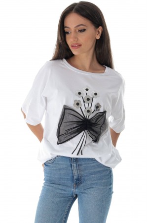 Oversized cotton top Aimelia BR2580 White with a bow detail