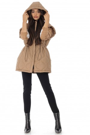 Oversized gilet Aimelia JR577 in Camel with an attached hood.