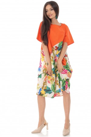 Oversized midi dress, Aimelia Dr4395 in Orange, with a colourful cotton skirt.