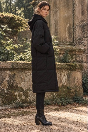 Black Long Quilted Coat with Detachable Knitted Hood - AIMELIA JR701 Black Long Quilted Coat with Detachable Knitted Hood - AIMELIA JR701