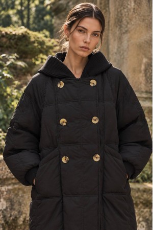 Black Long Quilted Coat with Detachable Knitted Hood - AIMELIA JR701 Black Long Quilted Coat with Detachable Knitted Hood - AIMELIA JR701