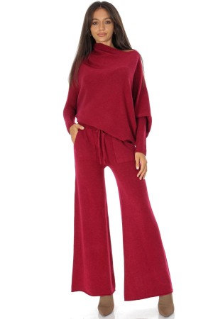 Cozy Women’s Sweater with Asymmetric Cut Wine BR2905 Cozy Women’s Sweater with Asymmetric Cut Wine BR2905