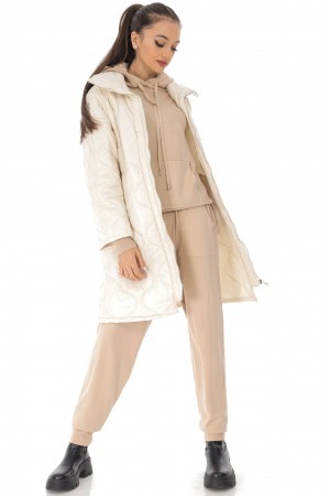 Quilted coat Aimelia JR580-C Cream with a contrasting zip