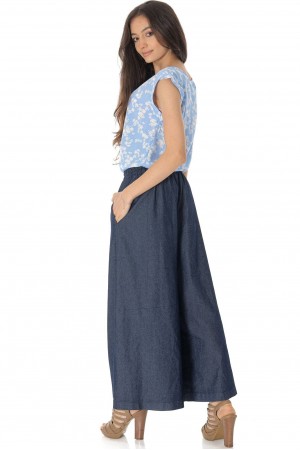 Wide legged trousers Aimelia TR505 in Denim with pockets.